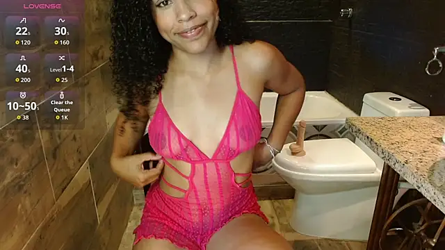 Snapshot of Danna_Copers chatting on August 6, 9:17 pm Danna Copers online show from August 6, 9:17 pm