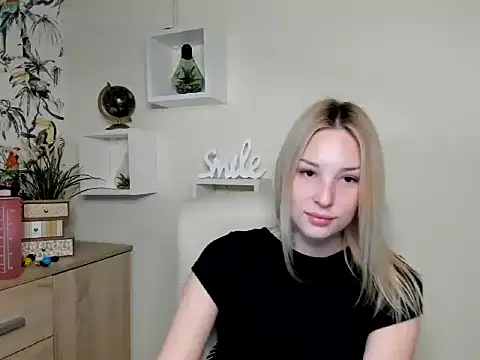 VelvetAngela online show from March 24, 6:40 am