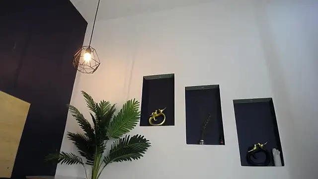 GrettaRouse online show from July 23, 7:01 pm