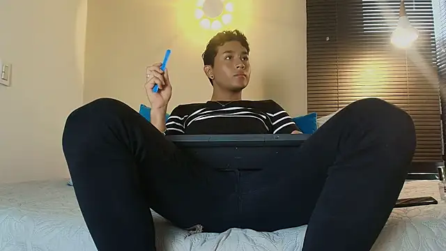 Damon Salvarote S online show from February 6, 8:01 pm