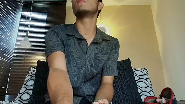 Damon Salvarote S online show from February 19, 7:43 pm