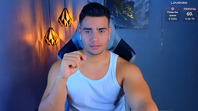 AndresRodriguez1 online show from May 1, 2:27 am