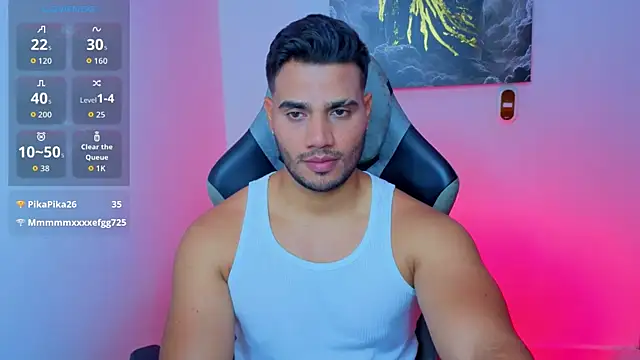 Snapshot of AndresRodriguez1 chatting on May 31, 2:13 pm AndresRodriguez1 online show from May 31, 2:13 pm
