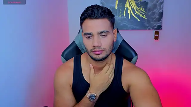 Snapshot of AndresRodriguez1 chatting on June 9, 1:12 pm AndresRodriguez1 online show from June 9, 1:12 pm