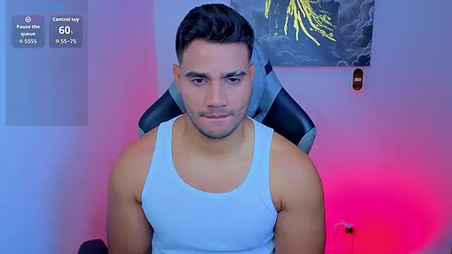 Snapshot of AndresRodriguez1 chatting on June 15, 12:29 pm AndresRodriguez1 online show from June 15, 12:29 pm