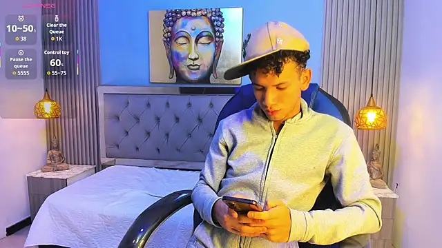 JDWhite18 online show from June 29, 1:01 am