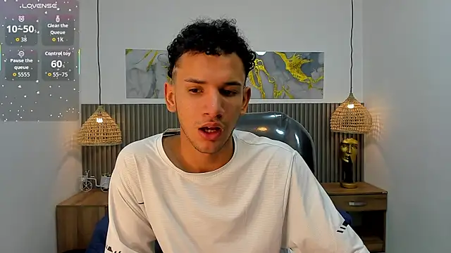 JDWhite18 online show from July 7, 4:37 am