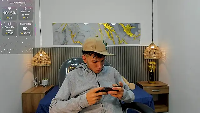 JDWhite18 online show from July 7, 6:47 am