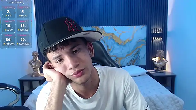JDWhite18 online show from July 27, 4:14 pm