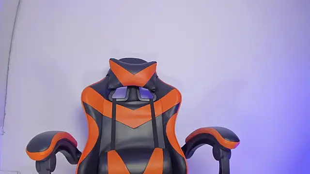 Snapshot of Senpai_Lover_ chatting on March 11, 8:26 pm Senpai Lover online show from March 11, 8:26 pm