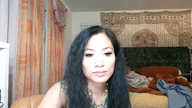 Snapshot of 222goddess444you chatting on February 8, 2:59 am 222goddess444you online show from February 8, 2:59 am