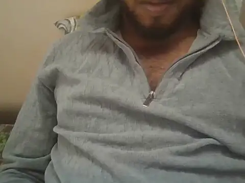 Snapshot of sumanth308kkd chatting on February 11, 10:20 am sumanth308kkd online show from February 11, 10:20 am