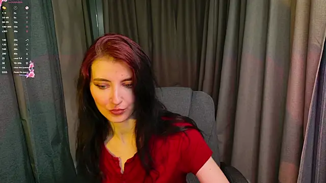 Snapshot of NicoleLuxe chatting on May 18, 7:41 pm NicoleLuxe online show from May 18, 7:41 pm