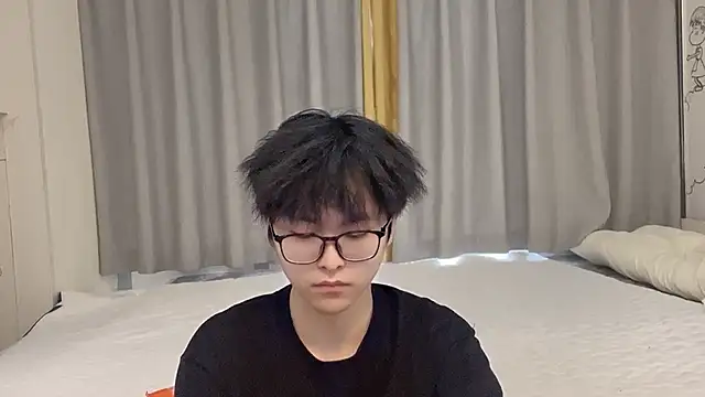 Snapshot of zijunzbzs chatting on July 20, 9:56 am zijunzbzs online show from July 20, 9:56 am