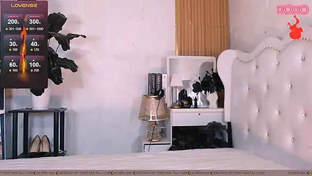 Anisha Foxx online show from February 26, 6:56 am