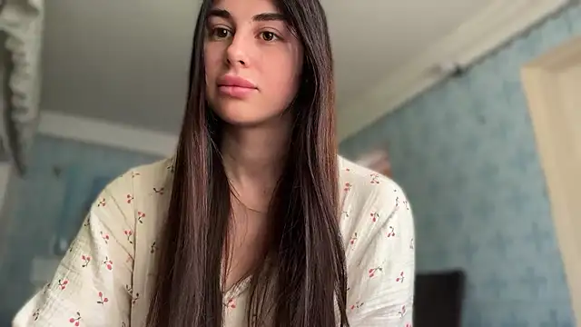 LiluMartiznir online show from May 20, 8:09 am