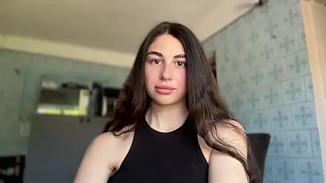 LiluMartiznir online show from June 24, 8:24 am