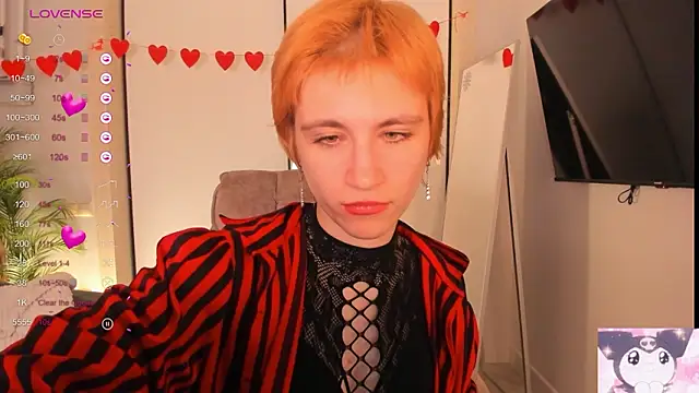 AutumnWhisper online show from March 1, 9:28 pm