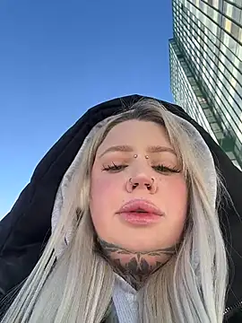 Chiibi online show from February 23, 9:50 am