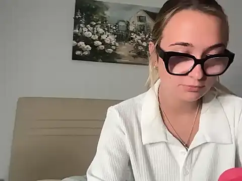 kelseyblu online show from April 28, 10:48 pm