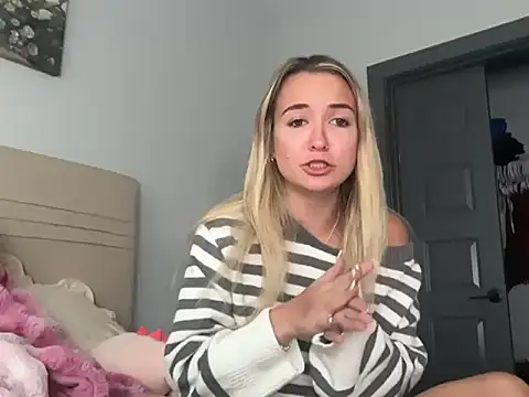 kelseyblu online show from April 30, 10:25 pm