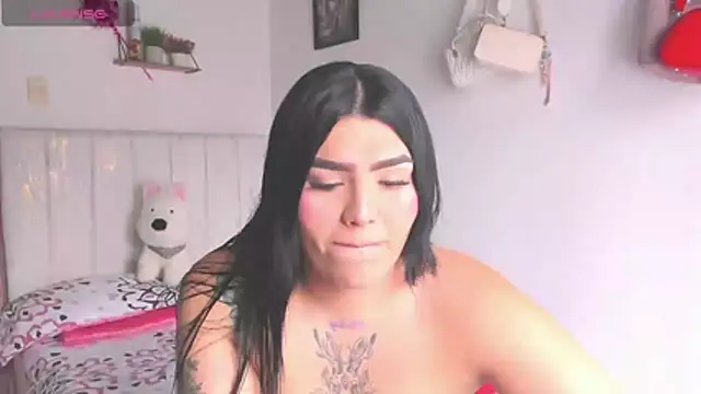 Snapshot of Maggiebitchx chatting on March 26, 6:24 pm Maggiebitchx online show from March 26, 6:24 pm