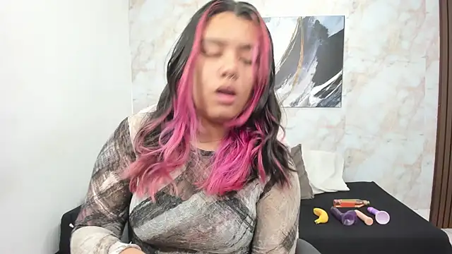 Snapshot of Lilith_traviis chatting on March 6, 8:38 pm Lilith traviis online show from March 6, 8:38 pm