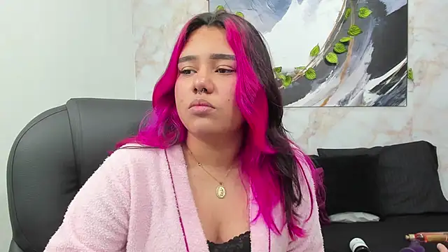 Snapshot of Lilith_traviis chatting on March 10, 10:04 pm Lilith traviis online show from March 10, 10:04 pm