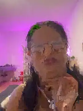 MelOnlyOf online show from February 10, 3:49 pm