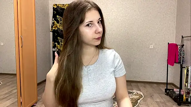 Shanika wey online show from April 25, 3:09 pm