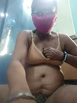 Snapshot of rimpadebnath4546 chatting on June 16, 6:49 am rimpadebnath4546 online show from June 16, 6:49 am