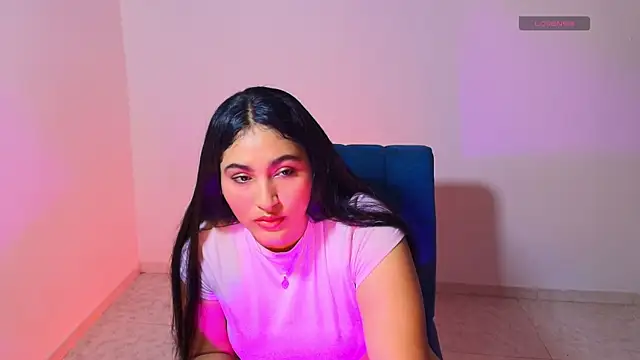 Snapshot of Lya_dubois_ chatting on May 7, 2:33 pm Lya dubois online show from May 7, 2:33 pm