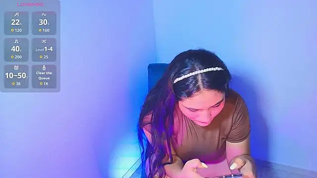 Snapshot of Lya_dubois_ chatting on May 9, 4:01 pm Lya dubois online show from May 9, 4:01 pm