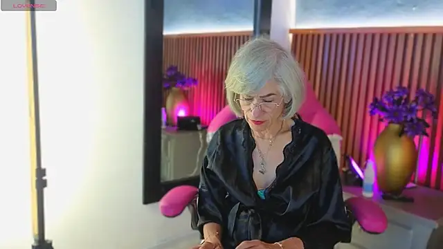 Snapshot of miss_monserrate01 chatting on May 11, 2:12 pm miss monserrate01 online show from May 11, 2:12 pm
