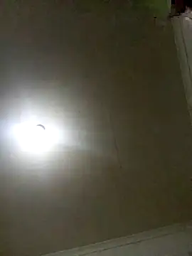 Snapshot of loveofpetitegirls34 chatting on February 28, 5:58 pm loveofpetitegirls34 online show from February 28, 5:58 pm