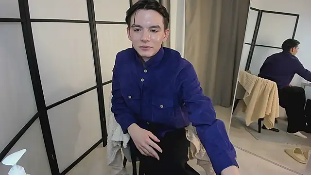 Ian Harrickton online show from March 8, 2:04 am