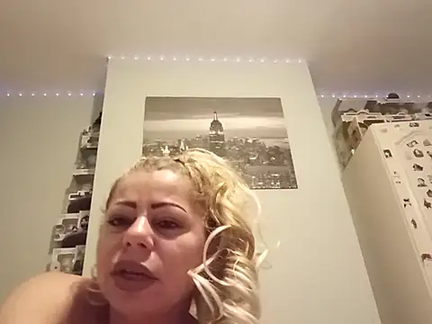 lovebaby69 online show from July 15, 11:10 pm