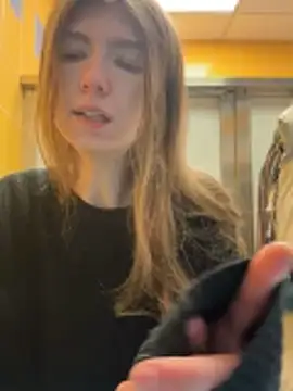 Bubble Chloe online show from February 12, 12:11 pm