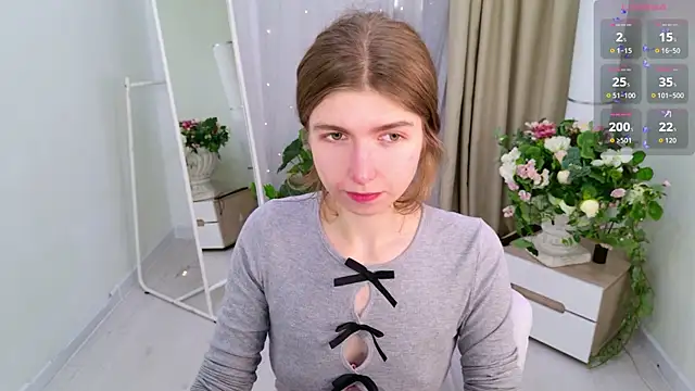 Bubble Chloe online show from April 30, 2:23 pm