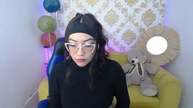 ALISS M  online show from February 19, 7:21 pm