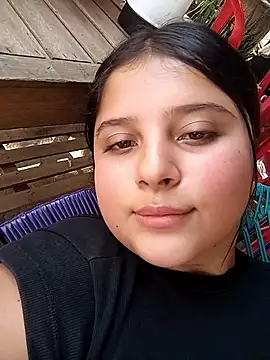 Salome Vivas online show from May 1, 3:05 pm