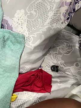 tai011 online show from February 9, 4:11 pm