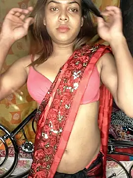 Snapshot of Decent_girl01 chatting on February 17, 7:20 pm Decent girl01 online show from February 17, 7:20 pm