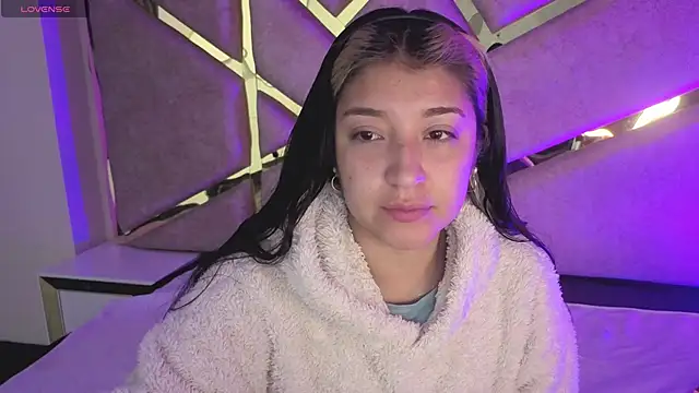 Dahiana Dmour  online show from March 10, 12:21 pm