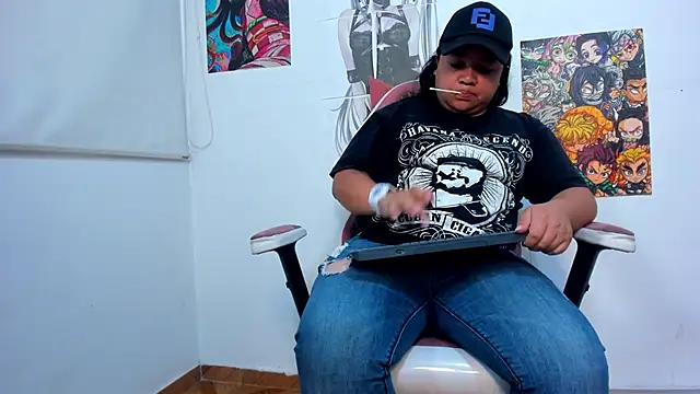 Carolina-Lenon online show from March 13, 7:31 pm