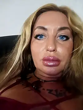 MiaMooly online show from September 20, 4:52 pm