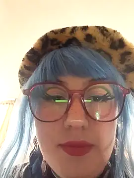 Snapshot of ciindy_ink chatting on May 20, 4:24 pm ciindy ink online show from May 20, 4:24 pm