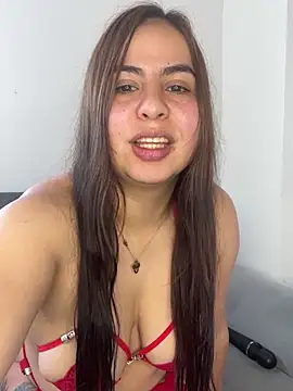 Snapshot of Alylatina chatting on May 10, 4:01 pm Alylatina online show from May 10, 4:01 pm