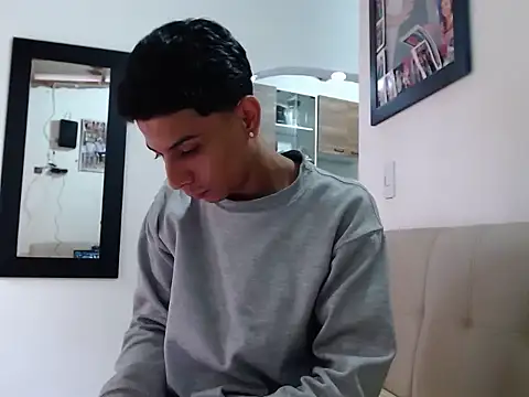 waner thom online show from February 6, 9:51 pm