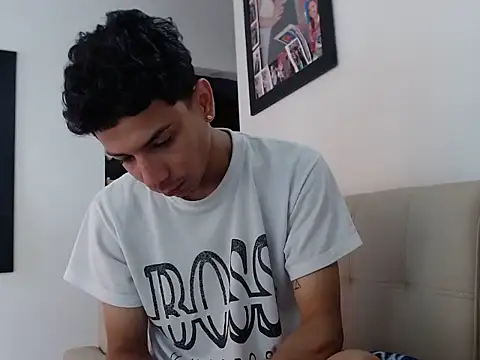 waner thom online show from February 13, 3:08 pm